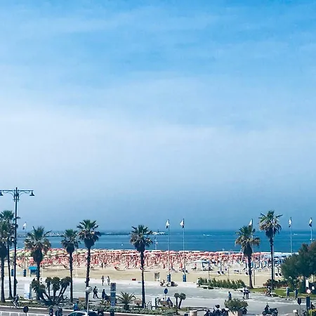 Ferienwohnung La Casa Vicina Al Mare Viareggio Exterior foto